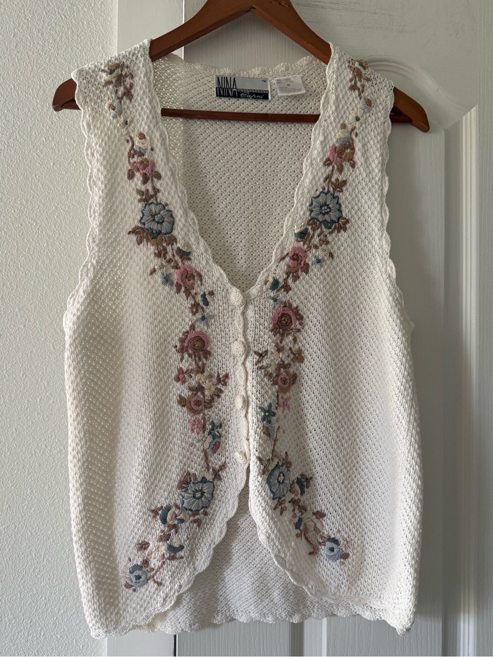 Vintage Nina Capri Embroidered Floral Ramie Cotton Sweater Vest Size M